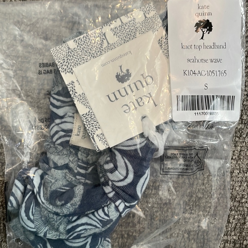 Kate Quinn knot headband small